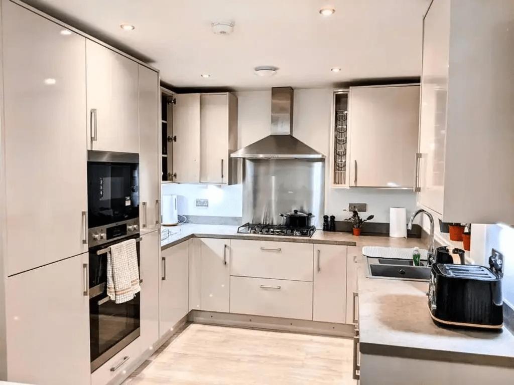 3 Bed In Peaceful Village Darlington * Middleton One Row